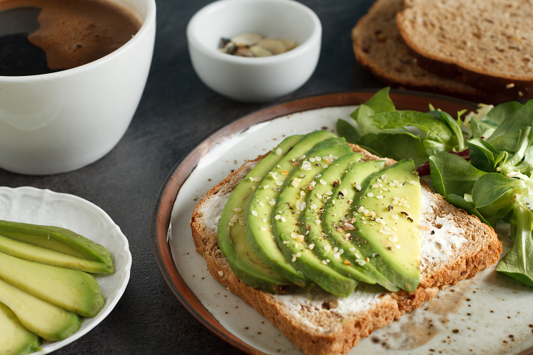 栄養豊富なアボカドの健康効果とは？（写真：Shutterstock.com）