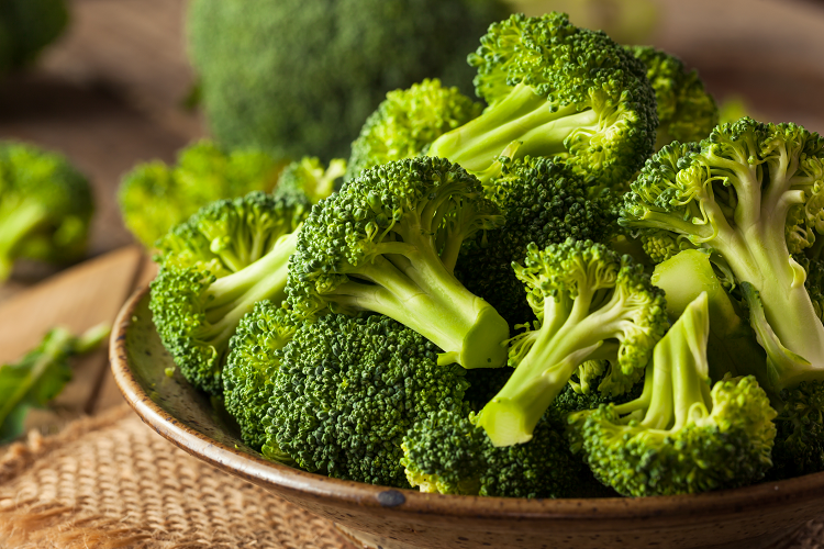 栄養満点でおいしいブロッコリー。日々の食事に取り入れてみませんか？（写真：Shutterstock.com）