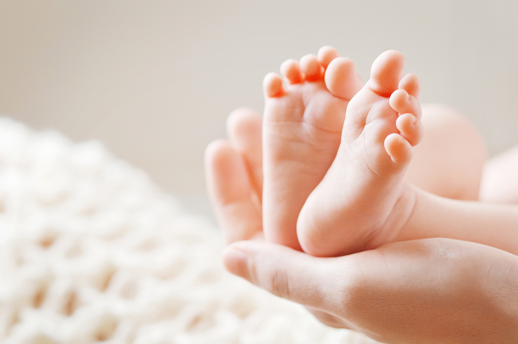 生まれてくる赤ちゃんのために、ママが体重管理をしなければならない理由とは？（写真：Shutterstock.com）
