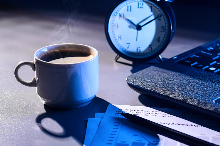 夜勤が多い人はどのような病気に気をつければよいのでしょうか（写真：Shutterstock.com）
