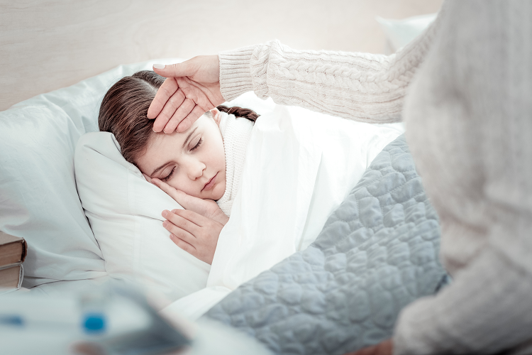 できればかかりたくないインフルエンザ、早く治すにはやはり睡眠の力！？（写真：Shutterstock.com)