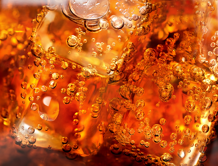みんな大好きな炭酸飲料ですが・・・（写真：Shutterstock.com）